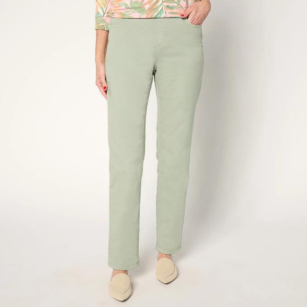 DENIM & CO. Women's Comfy Knit Straight Leg Pull-On Jean Size SP In Alpine Frost